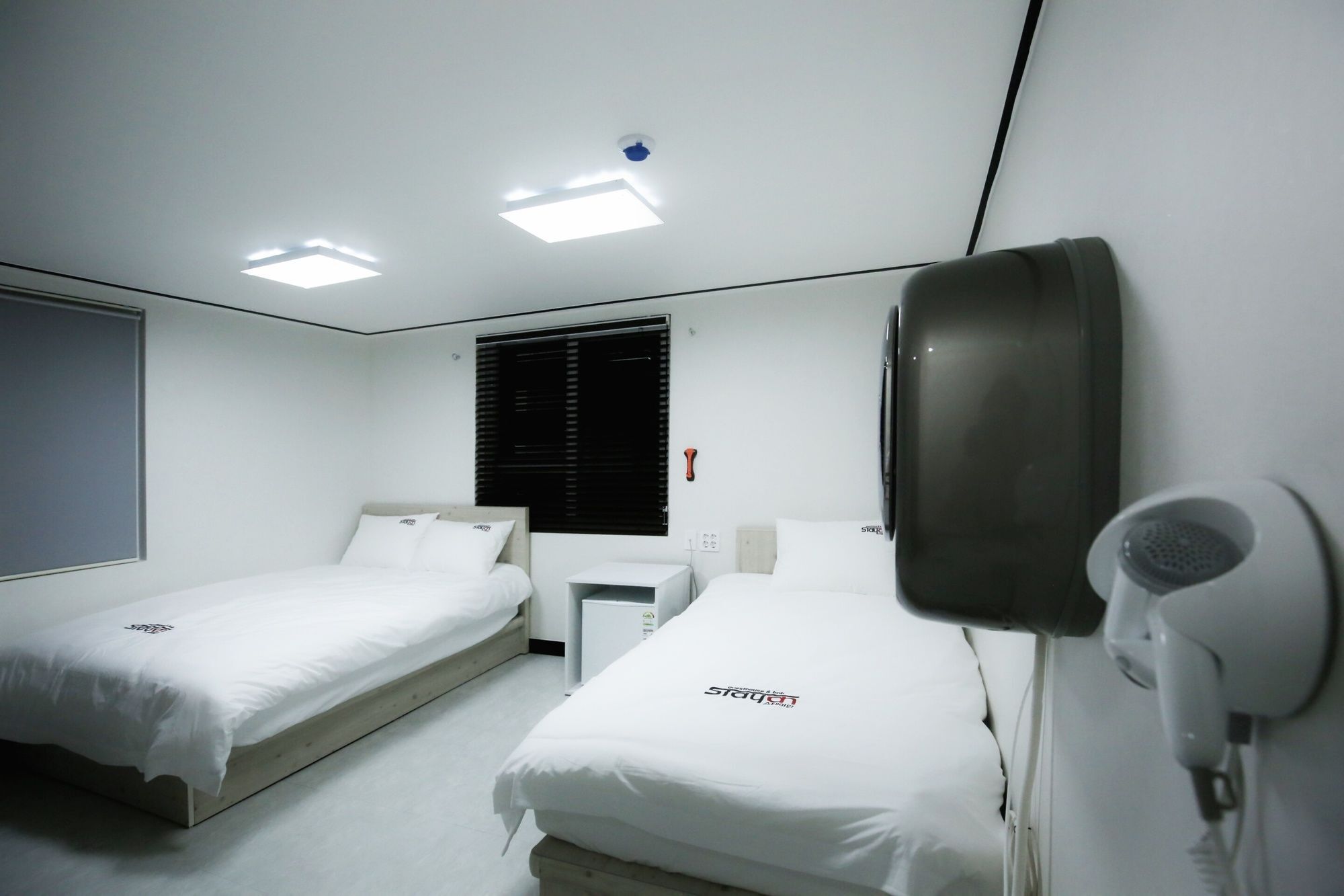 Stayan Guesthouse And Bnb 釜山広域市 エクステリア 写真